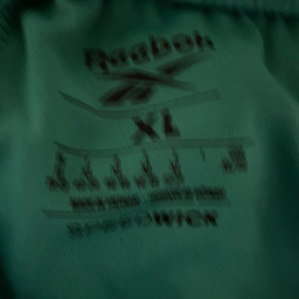 EUC Reebok Women's Athletic Shorts with White Trim - Picture 5 of 5